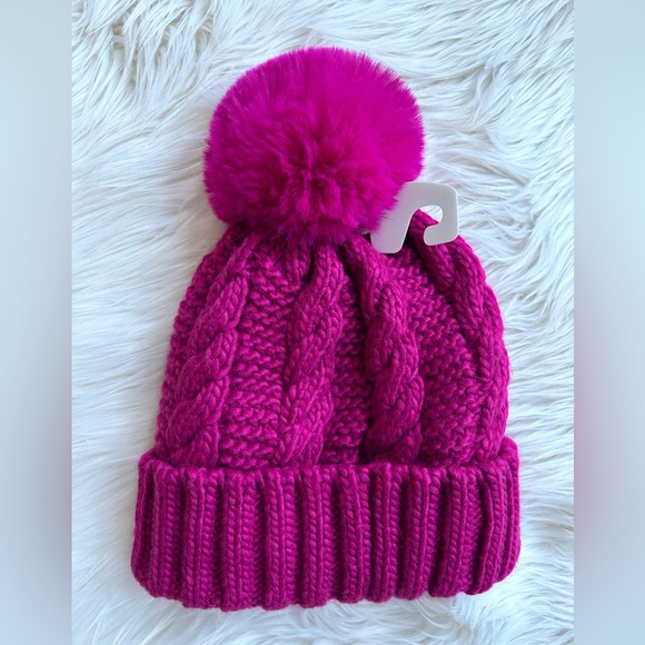 New! Michael Kors beanie - Picture 2 of 3